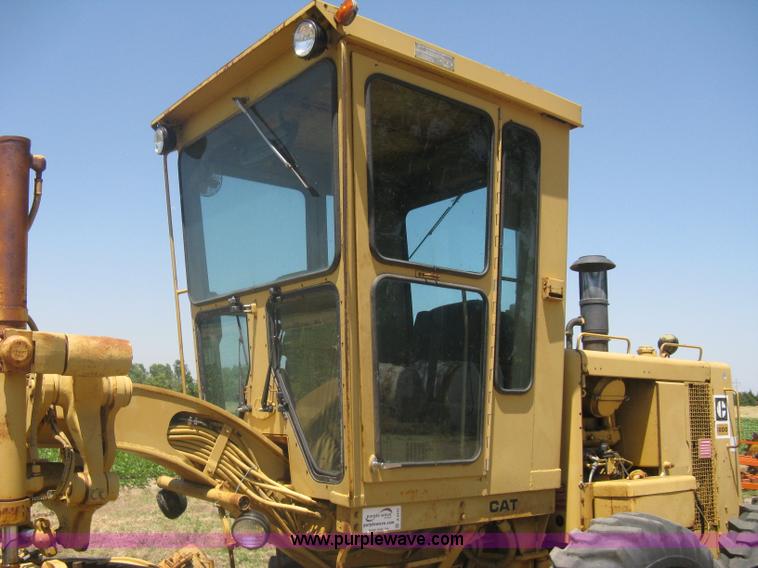 image for item A6441 1983 Caterpillar 120G motor grader