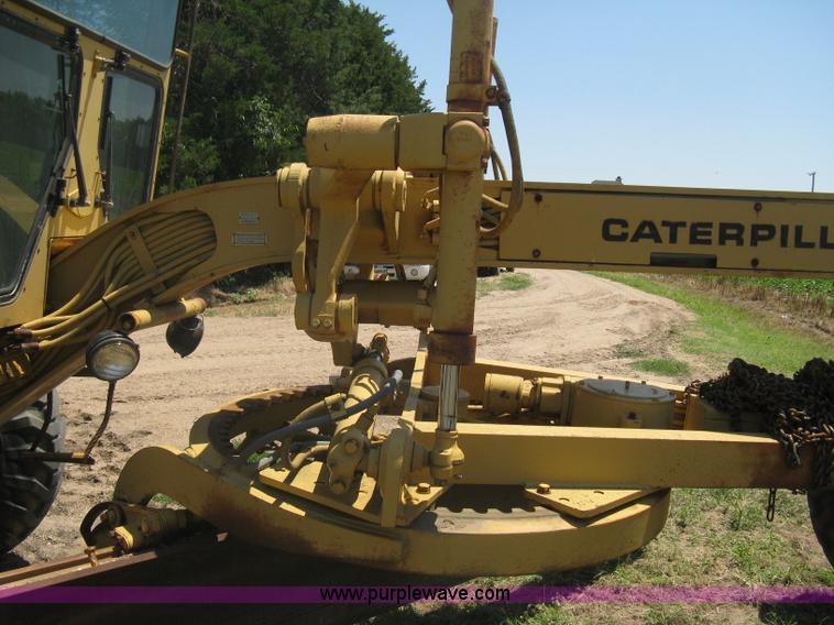 image for item A6441 1983 Caterpillar 120G motor grader