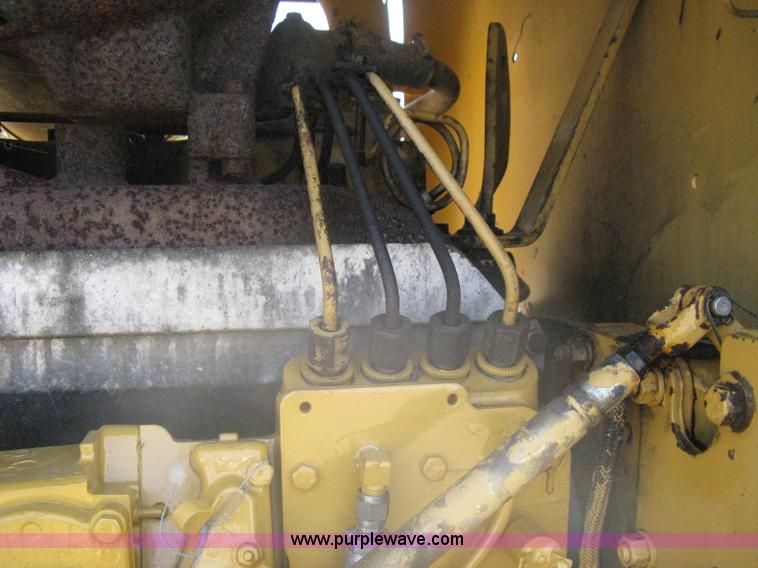 image for item A6441 1983 Caterpillar 120G motor grader