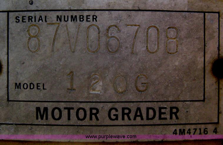 image for item A6441 1983 Caterpillar 120G motor grader