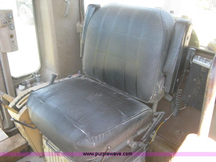 image for item A6441 1983 Caterpillar 120G motor grader