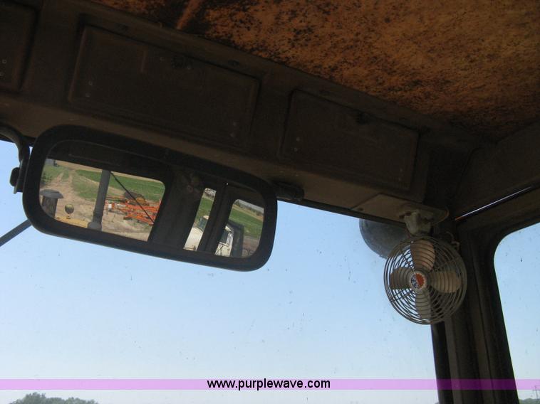 image for item A6441 1983 Caterpillar 120G motor grader