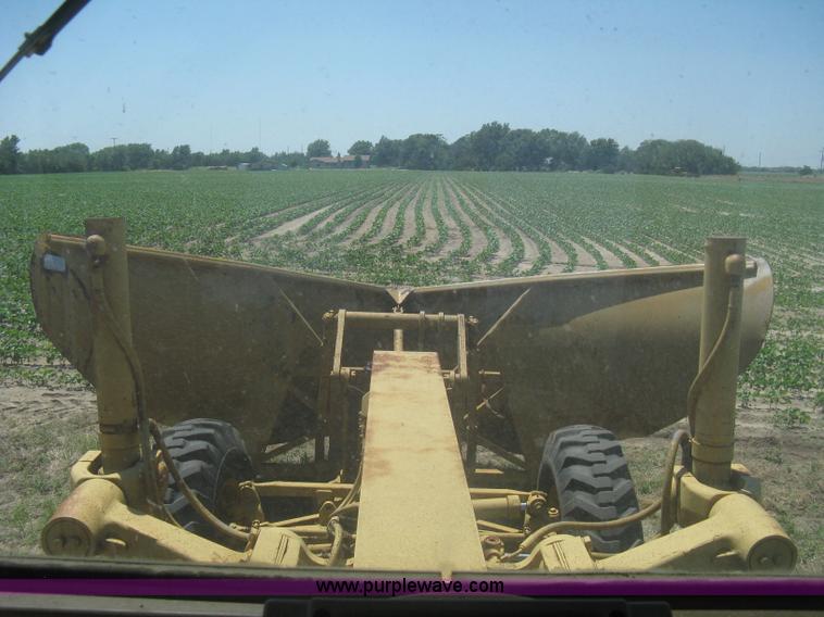 image for item A6441 1983 Caterpillar 120G motor grader