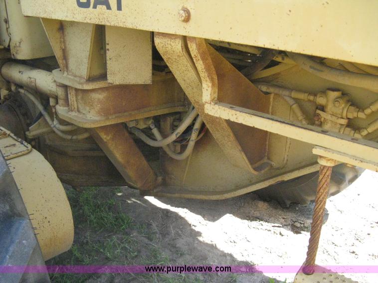 image for item A6441 1983 Caterpillar 120G motor grader