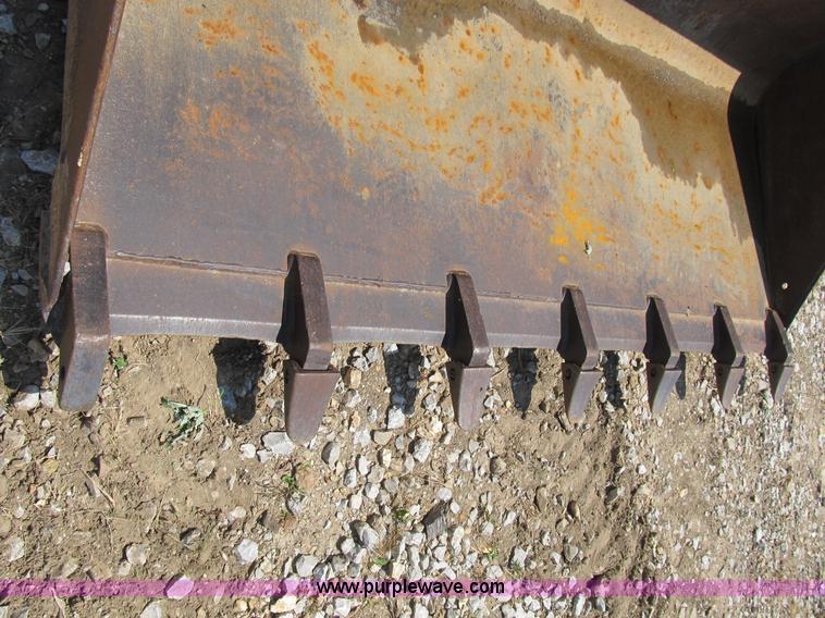 image for item B2730 2009 Caterpillar 262C skid steer