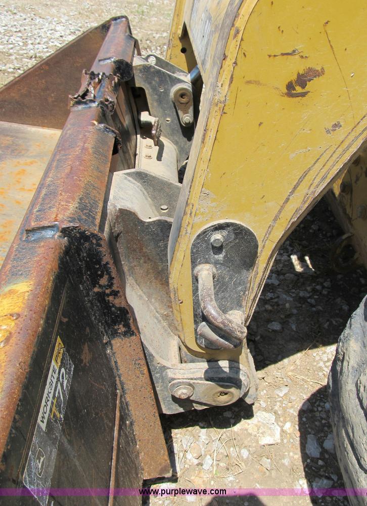 image for item B2730 2009 Caterpillar 262C skid steer