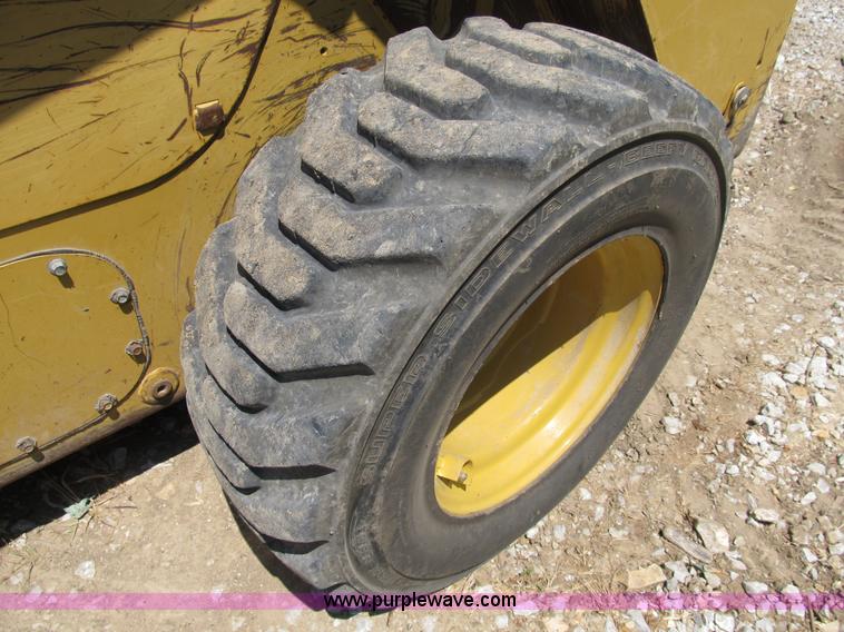 image for item B2730 2009 Caterpillar 262C skid steer
