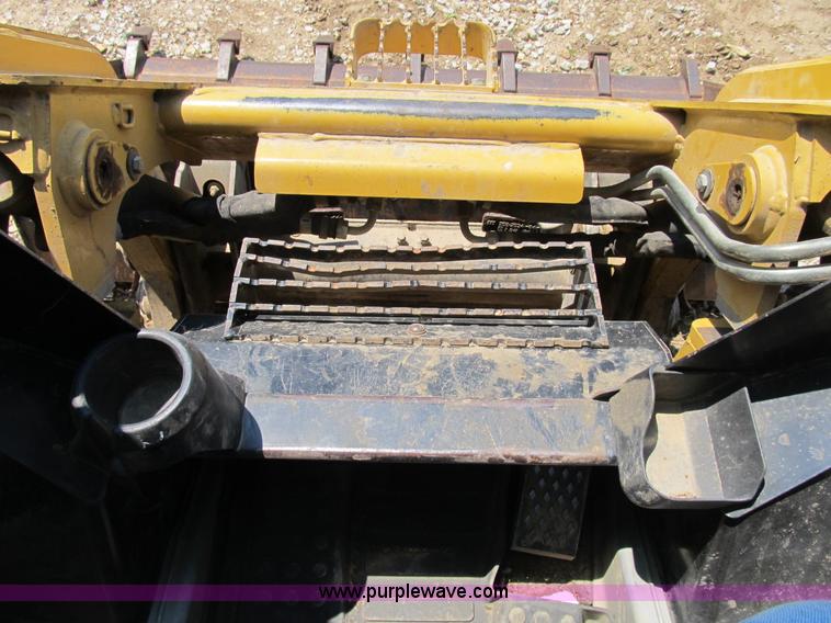 image for item B2730 2009 Caterpillar 262C skid steer