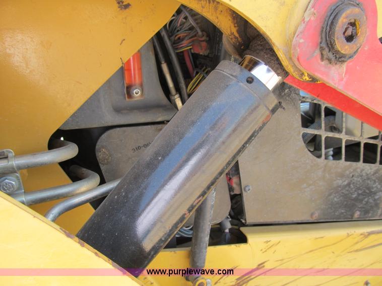 image for item B2730 2009 Caterpillar 262C skid steer