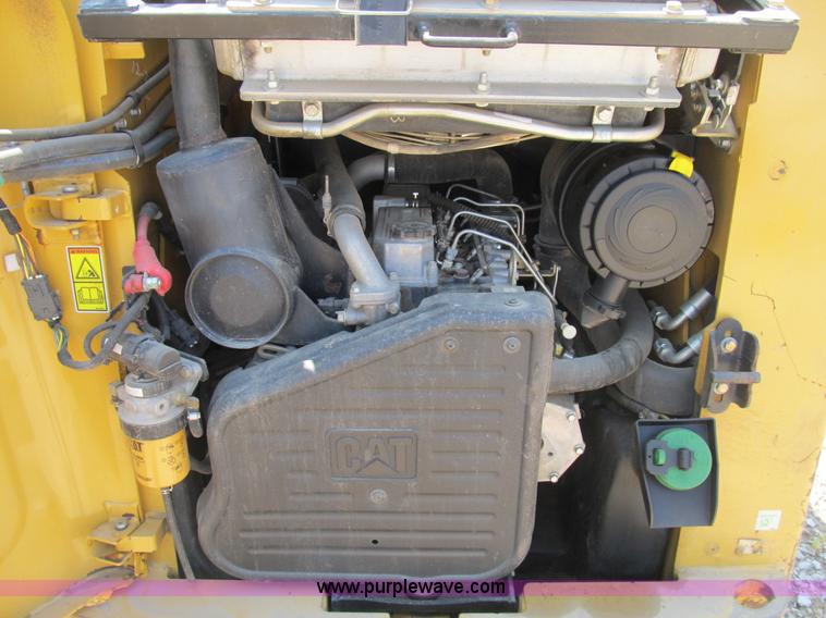 image for item B2730 2009 Caterpillar 262C skid steer