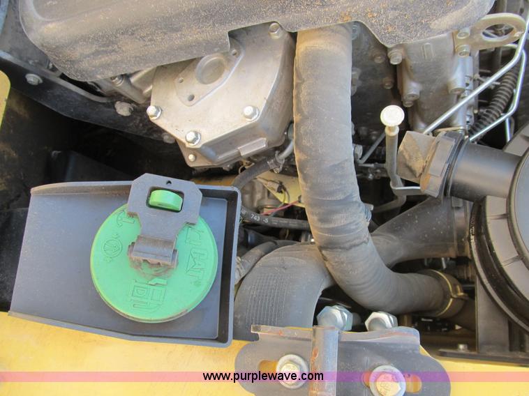 image for item B2730 2009 Caterpillar 262C skid steer