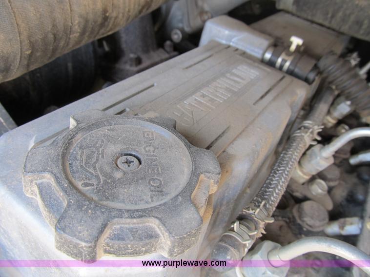 image for item B2730 2009 Caterpillar 262C skid steer