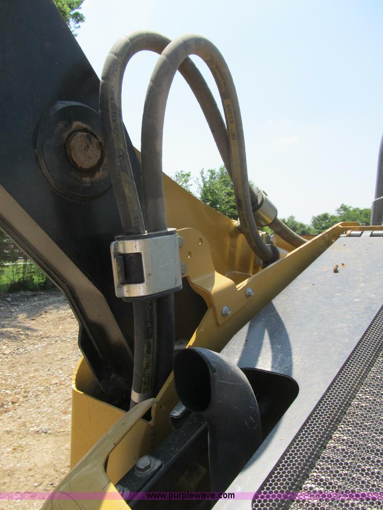 image for item B2730 2009 Caterpillar 262C skid steer