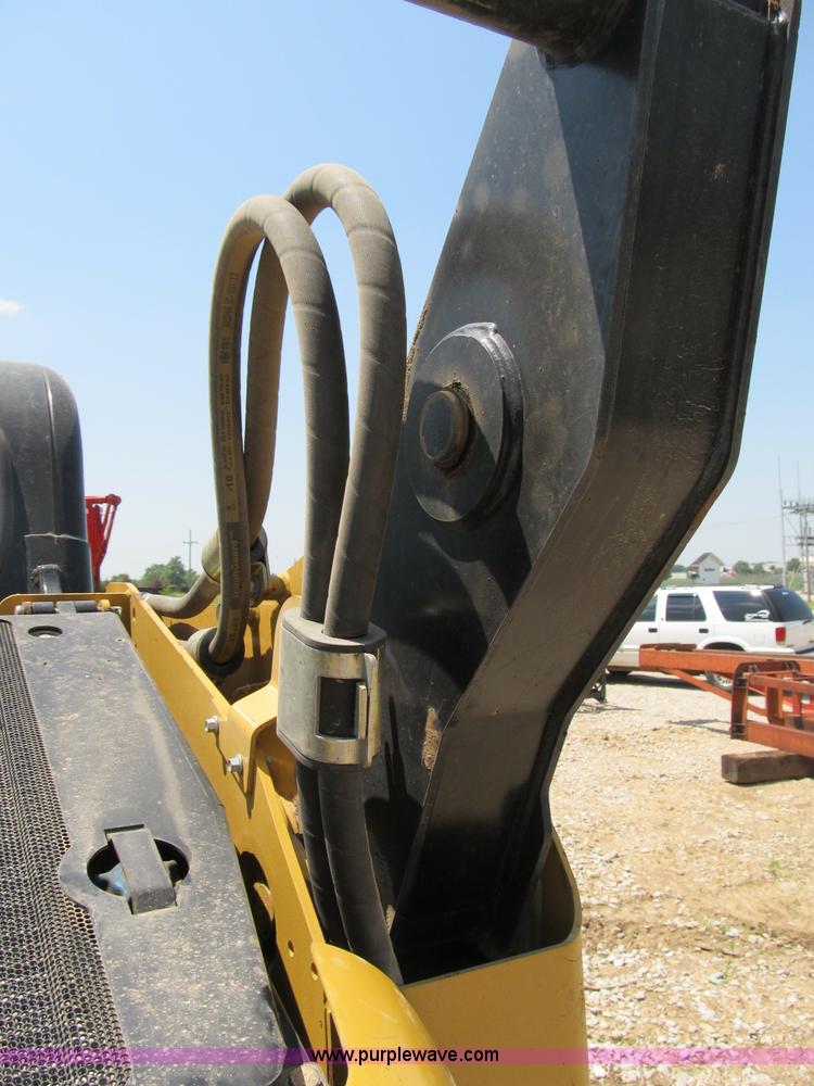 image for item B2730 2009 Caterpillar 262C skid steer