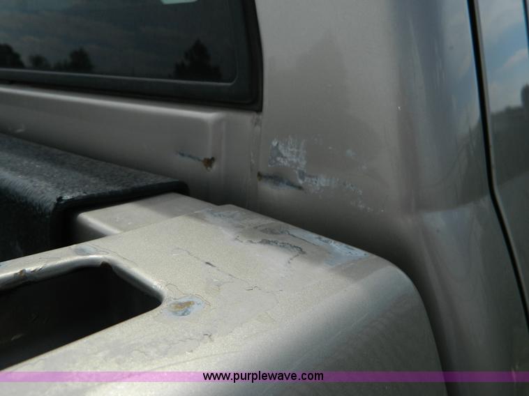 image for item B3749 2004 Dodge Ram 1500 Crew Cab pickup truck