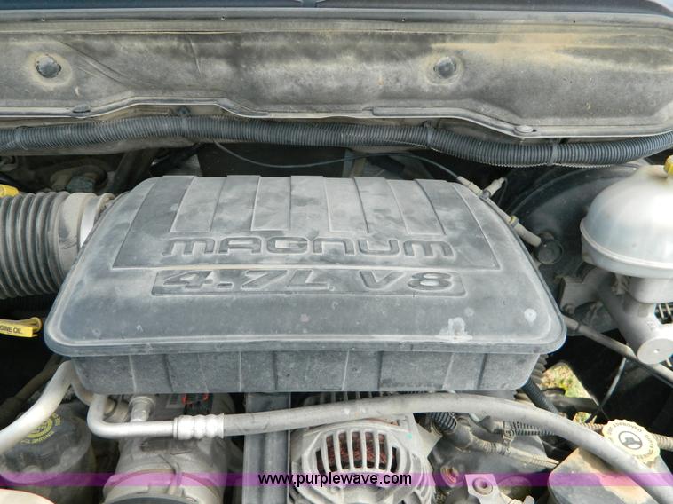 image for item B3749 2004 Dodge Ram 1500 Crew Cab pickup truck