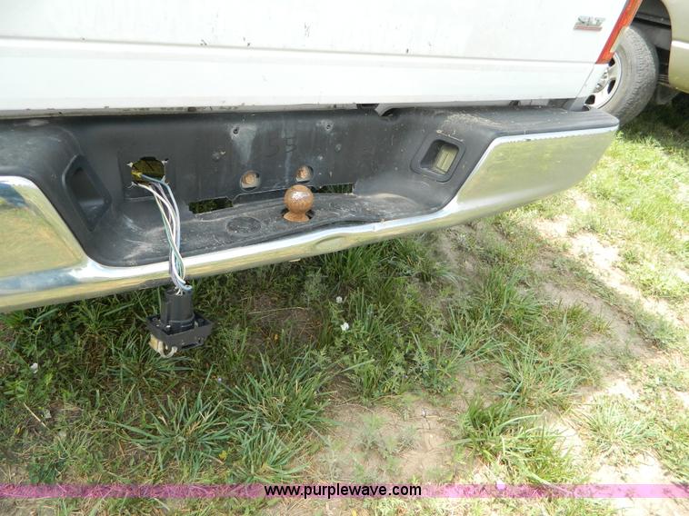 image for item B3750 2004 Dodge Ram 1500 pickup truck