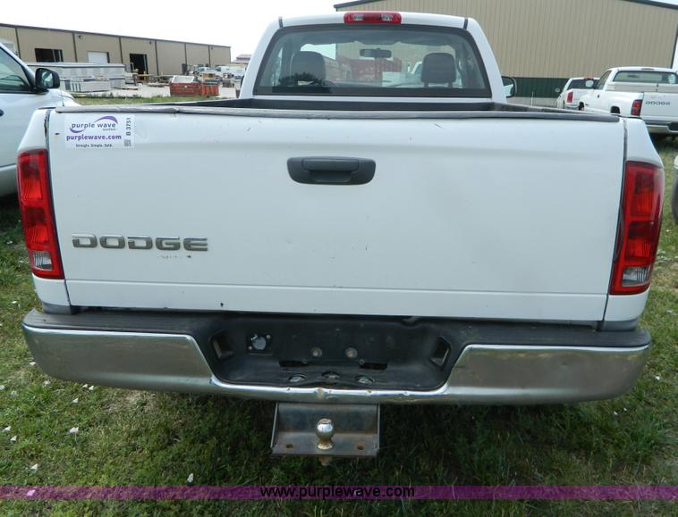 image for item B3751 2004 Dodge Ram 1500 pickup truck