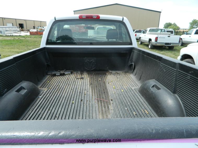 image for item B3751 2004 Dodge Ram 1500 pickup truck
