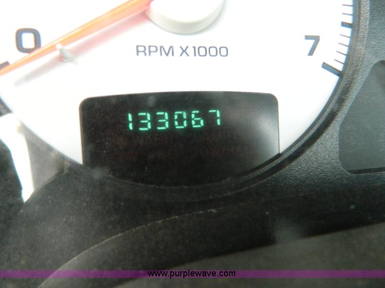 image for item B3751 2004 Dodge Ram 1500 pickup truck