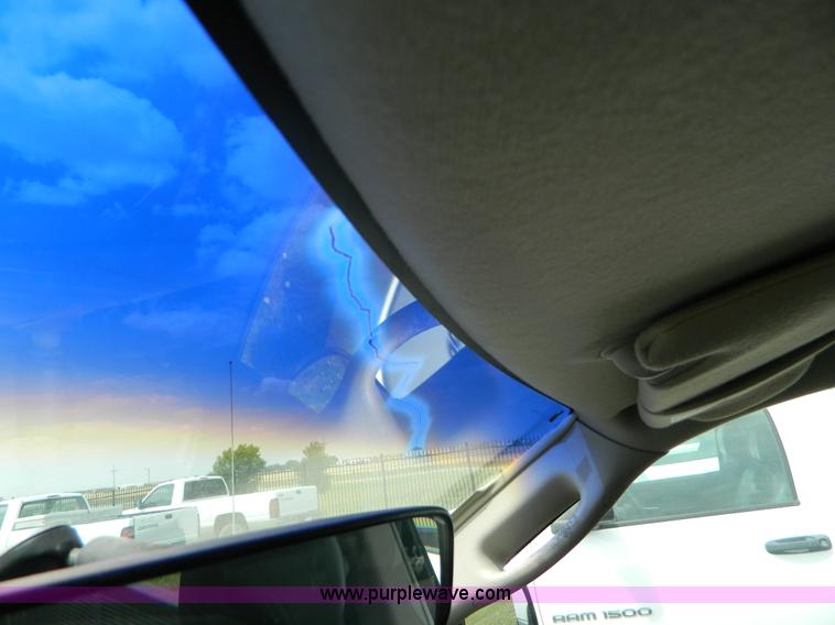 image for item B3752 2002 Dodge Ram 1500 pickup truck