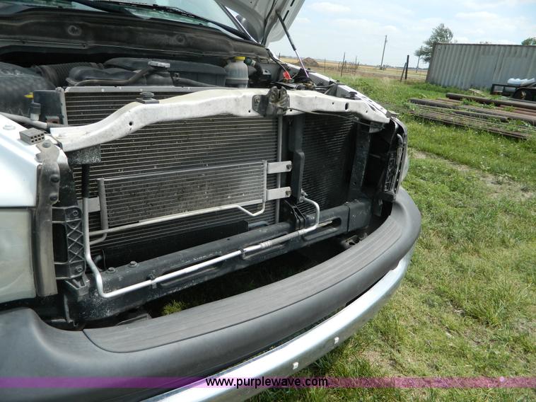 image for item B3752 2002 Dodge Ram 1500 pickup truck