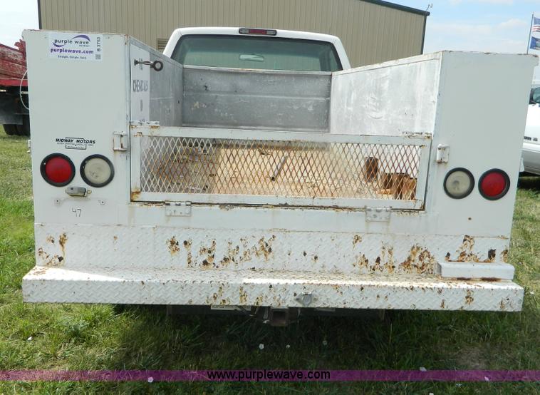 image for item B3753 1994 Chevrolet 2500 utility pickup truck