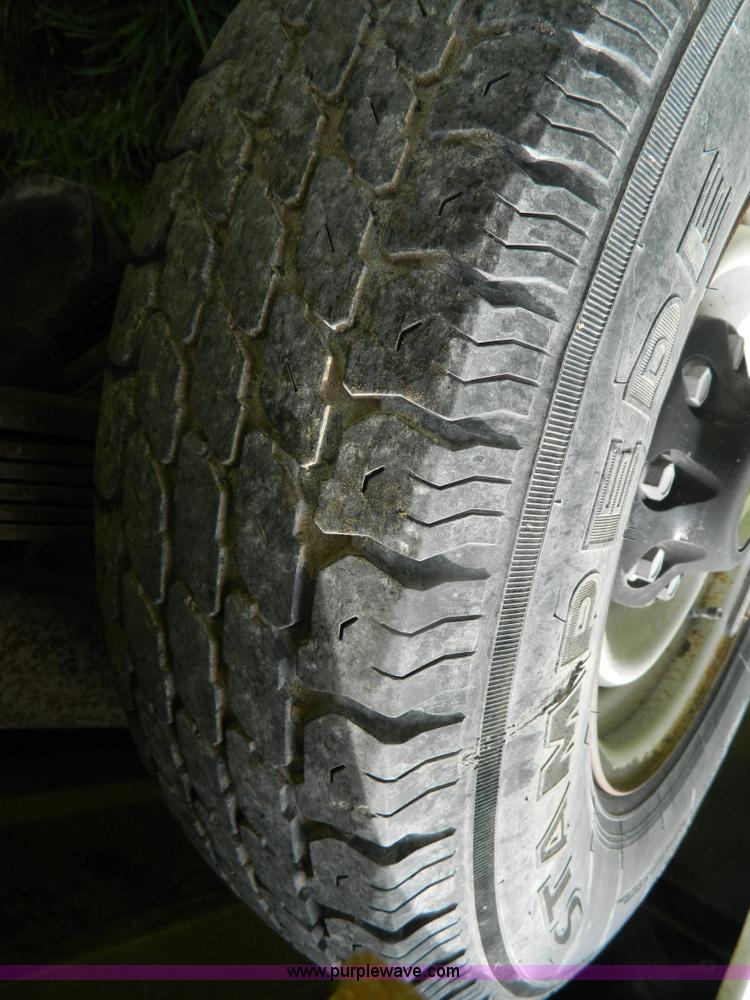 image for item B3753 1994 Chevrolet 2500 utility pickup truck