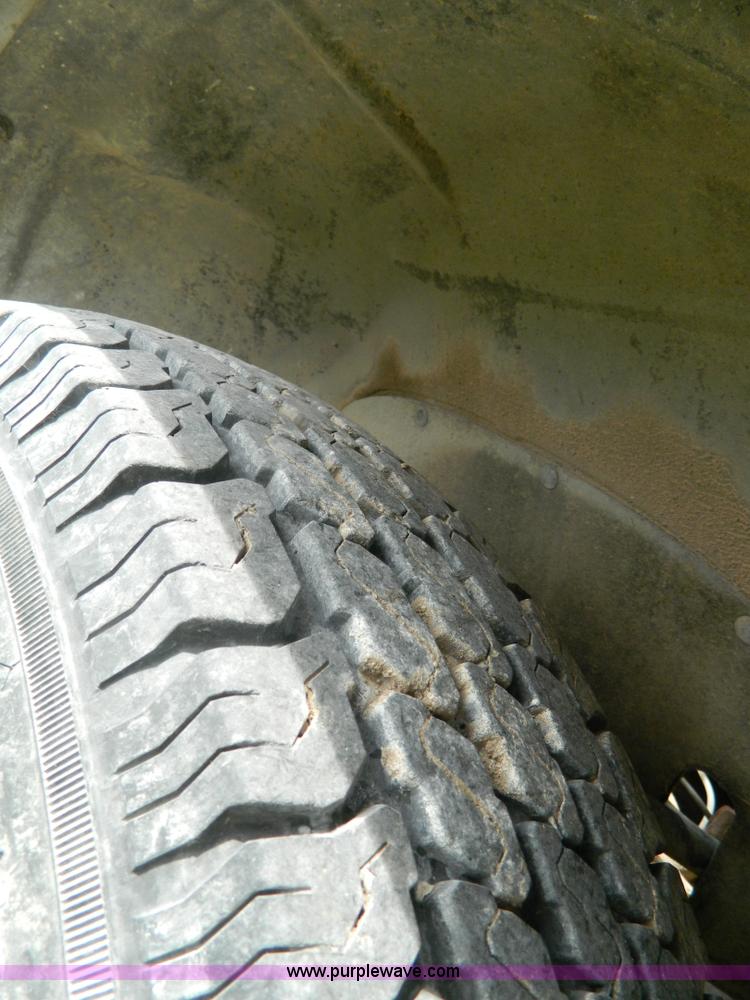 image for item B3753 1994 Chevrolet 2500 utility pickup truck