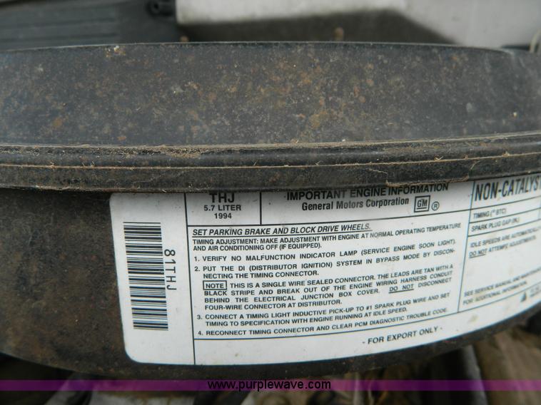 image for item B3753 1994 Chevrolet 2500 utility pickup truck