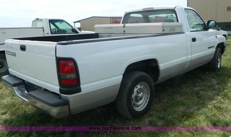 image for item B3754 2001 Dodge Ram 1500 pickup truck