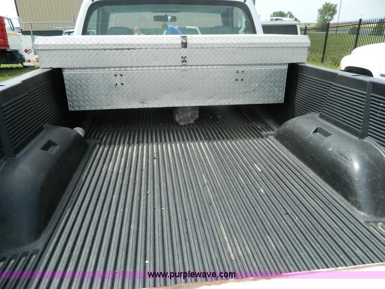 image for item B3754 2001 Dodge Ram 1500 pickup truck