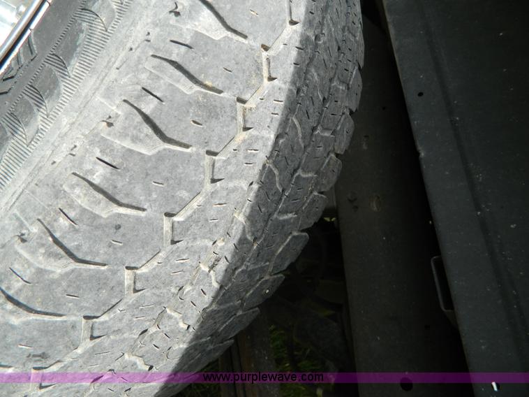 image for item B3754 2001 Dodge Ram 1500 pickup truck