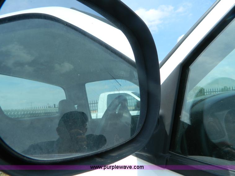 image for item B3754 2001 Dodge Ram 1500 pickup truck