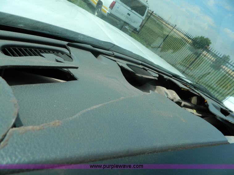 image for item B3754 2001 Dodge Ram 1500 pickup truck