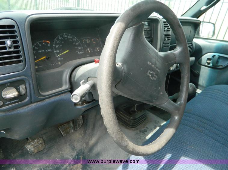 image for item B3756 1997 Chevrolet Chyenne 2500 utility pickup truck