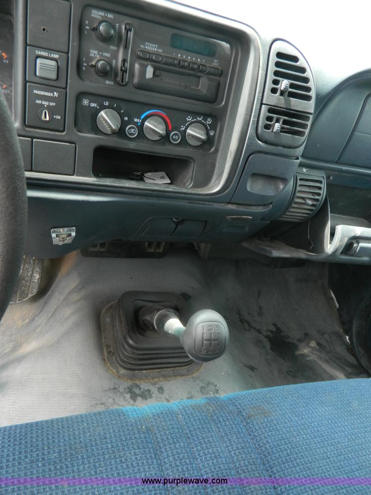 image for item B3756 1997 Chevrolet Chyenne 2500 utility pickup truck