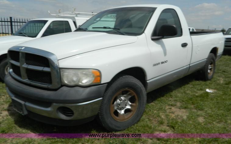 image for item B3757 2002 Dodge Ram 1500 pickup truck