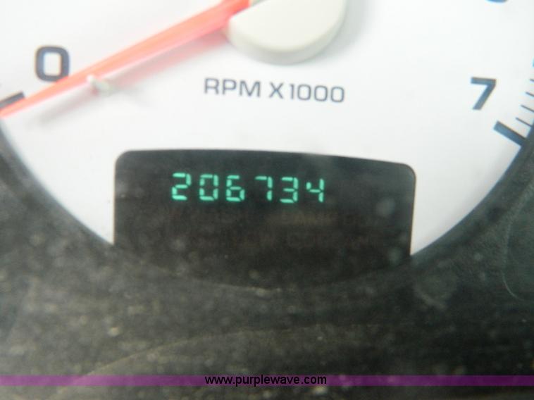 image for item B3757 2002 Dodge Ram 1500 pickup truck