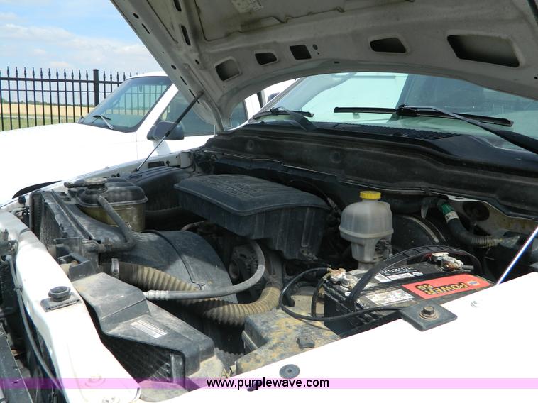 image for item B3757 2002 Dodge Ram 1500 pickup truck