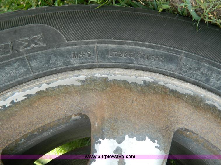 image for item B3757 2002 Dodge Ram 1500 pickup truck