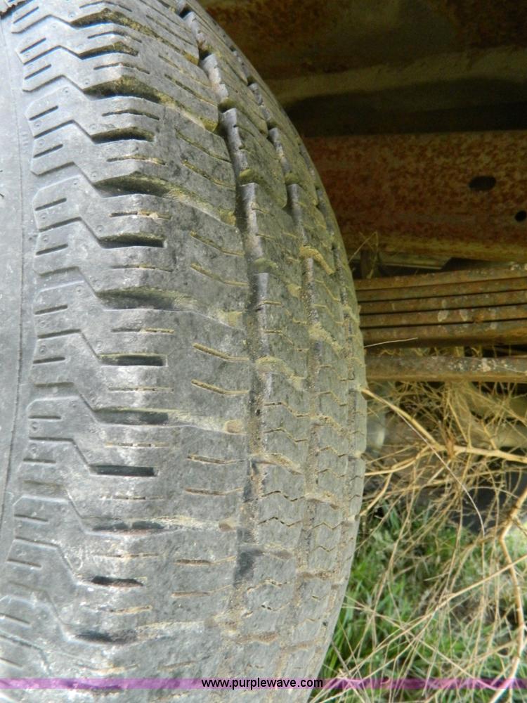 image for item B3758 1994 Chevrolet 2500 utility pickup truck