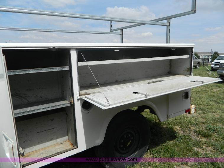 image for item B3758 1994 Chevrolet 2500 utility pickup truck