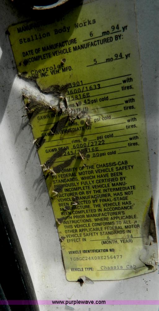 image for item B3758 1994 Chevrolet 2500 utility pickup truck