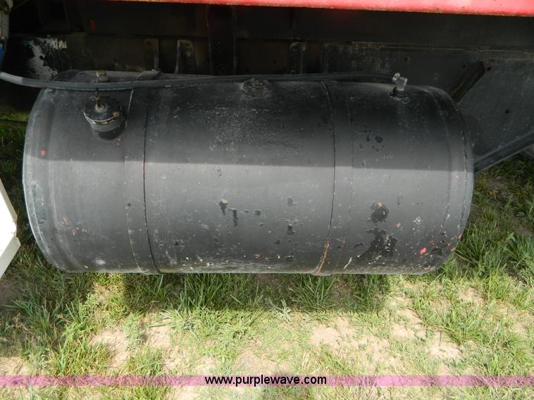 image for item B3759 1974 Ford F700 dump truck