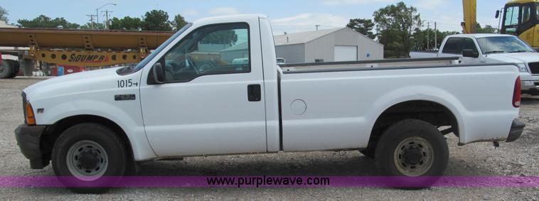image for item B5150 2001 Ford F250 XL Super Duty pickup truck