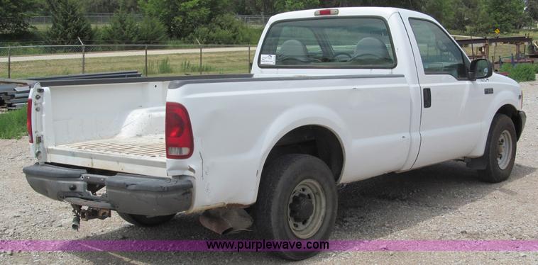 image for item B5150 2001 Ford F250 XL Super Duty pickup truck