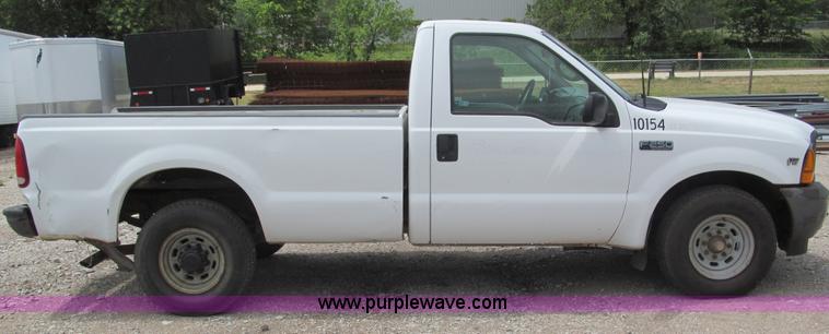 image for item B5150 2001 Ford F250 XL Super Duty pickup truck