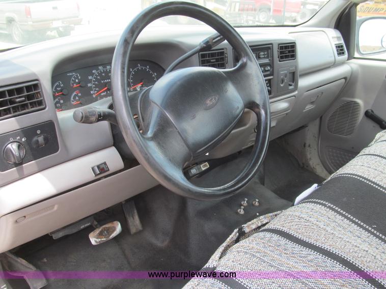 image for item B5150 2001 Ford F250 XL Super Duty pickup truck