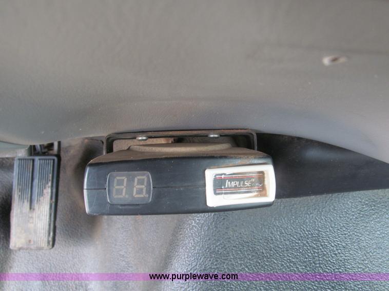 image for item B5150 2001 Ford F250 XL Super Duty pickup truck